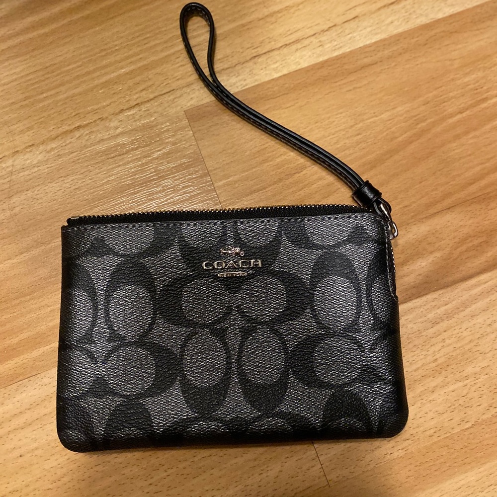 NEW Coach wristlet